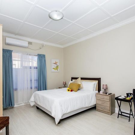 Walmer Villiers Self Catering Port Elizabeth Exterior foto